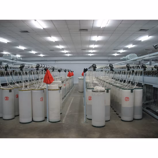 自動洗浄ホイール付き繊維廃棄物用コンテナ